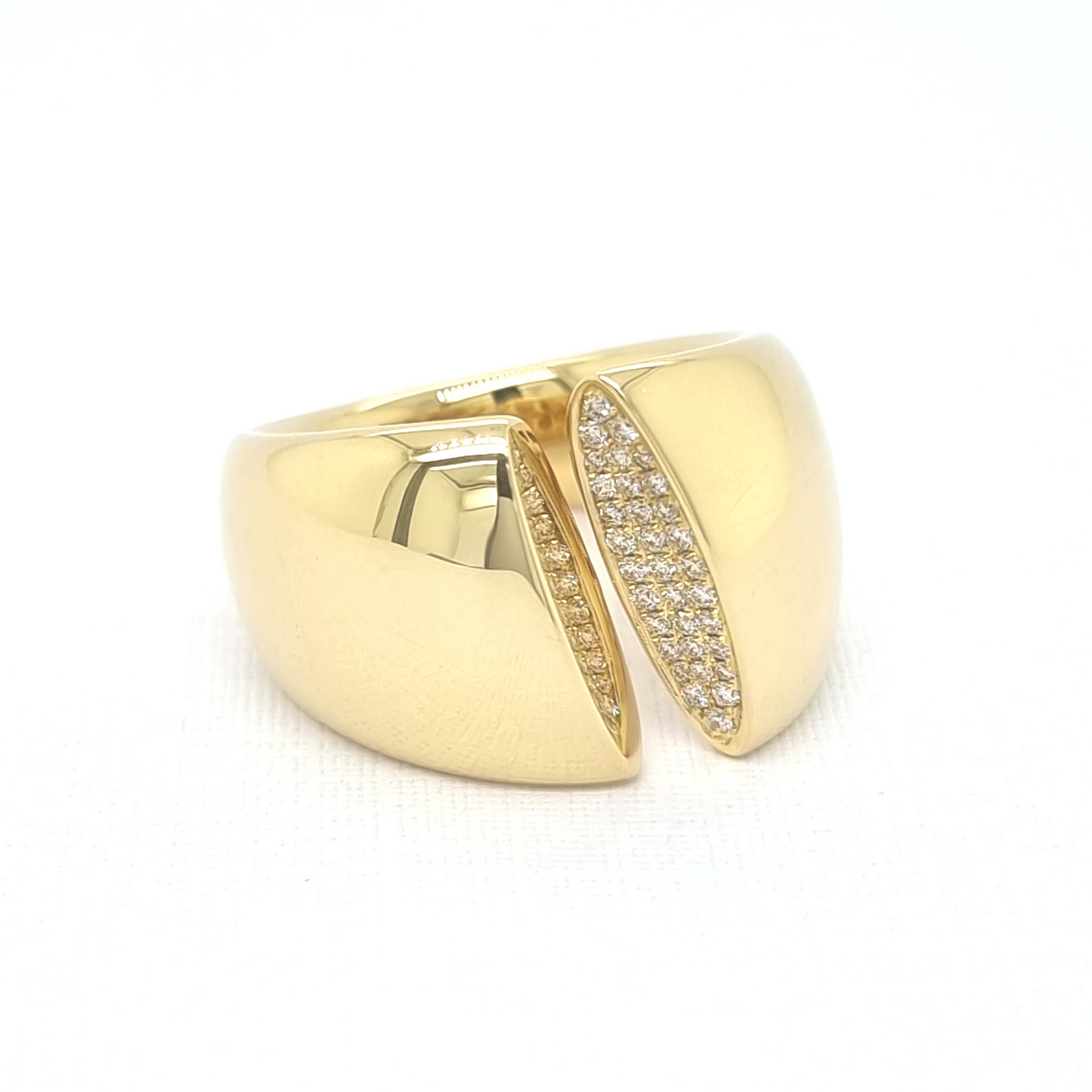 Diamond Ring - Sanders Jewellers NZ