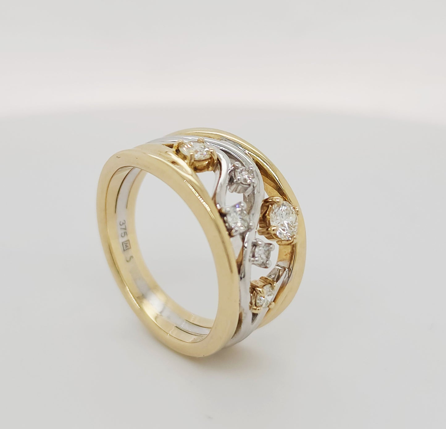 9ct Gold Two Tone Diamond Ring